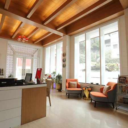 Milestone Inn & Spa Mussoorie Ngoại thất bức ảnh